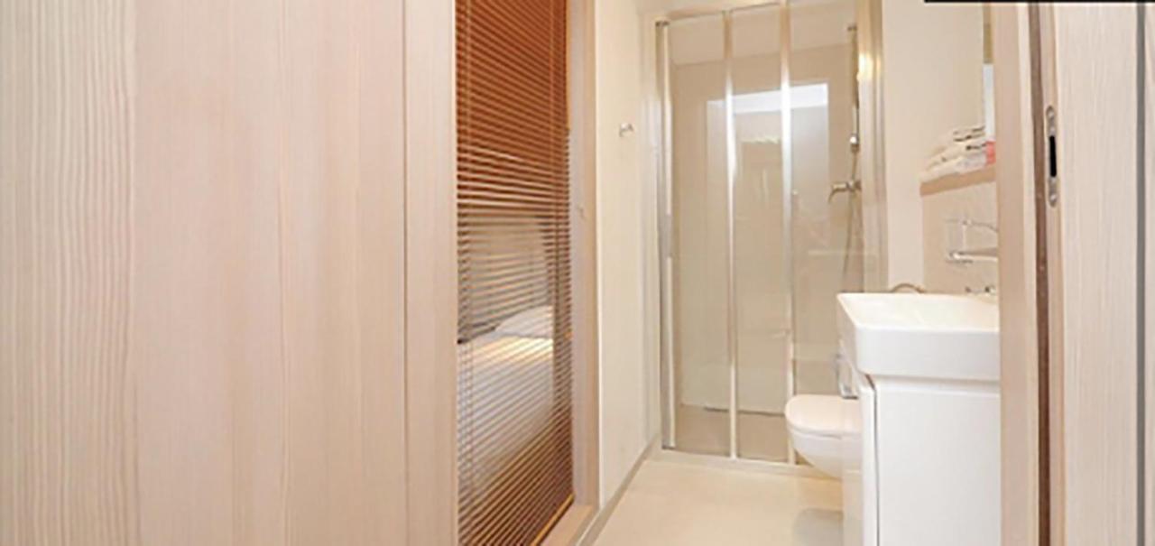 وارسو 404 Rooms Wolska Apartament المظهر الخارجي الصورة