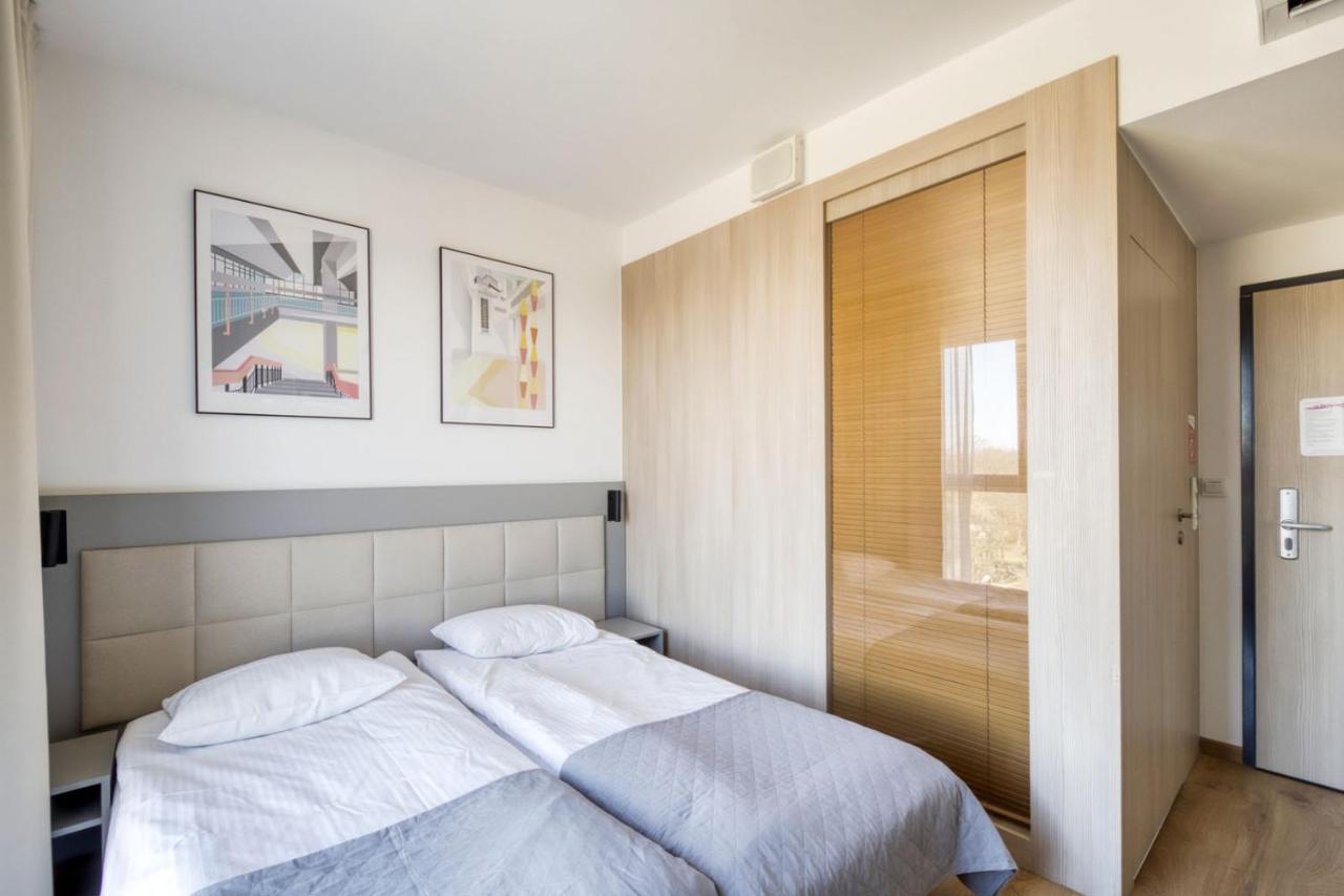 وارسو 404 Rooms Wolska Apartament المظهر الخارجي الصورة