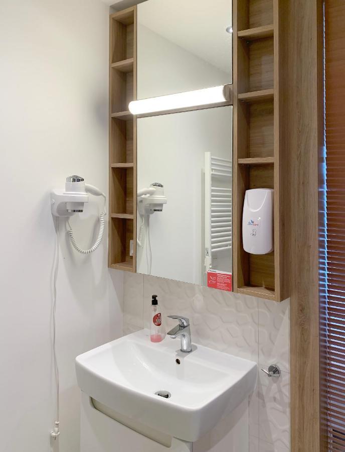 وارسو 404 Rooms Wolska Apartament المظهر الخارجي الصورة